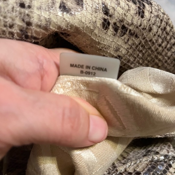 Micheal Kors, Gorgeous Snake skin look - Picture 12 of 14